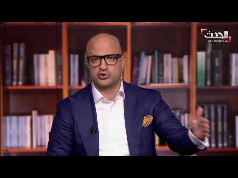 معلمة أميركية تزرع ثمرة يقطين عملاقة