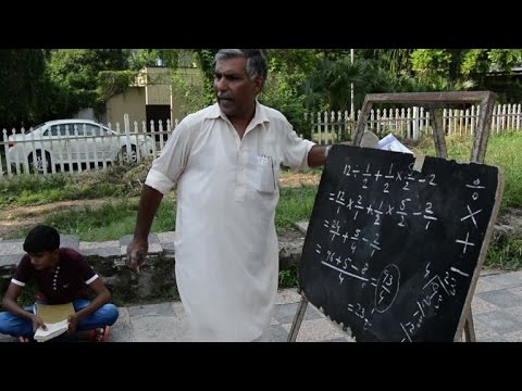 شاهد مدرسة المعلم أيوب في باكستان