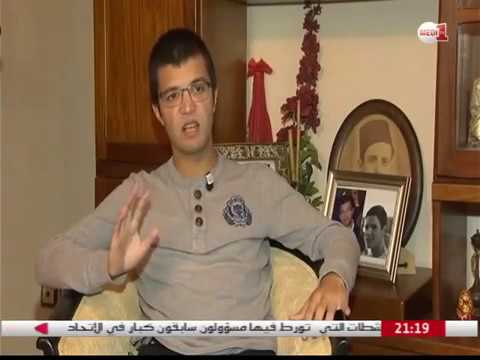 بالفيديو  كريم يتحدى الإعاقة ويواصل مساره الدراسي الناجح