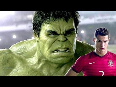 رونالدو بعد انفصاله عن إيرينا يطرح خط جديد للأحذية