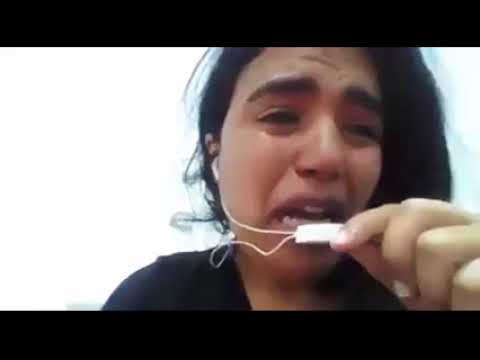 شاهد مغربية مقيمة في السعودية تبكي بحرقة وتستنجد بالجميع