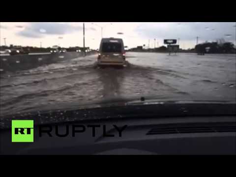 شاهد فيضانات تجتاح أوكلاهوما الأميركية