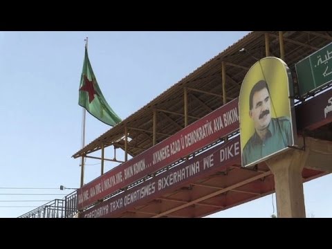 تعلم اللغة الكردية وإحياء التقاليد حلم تحقق لأكراد سوريا